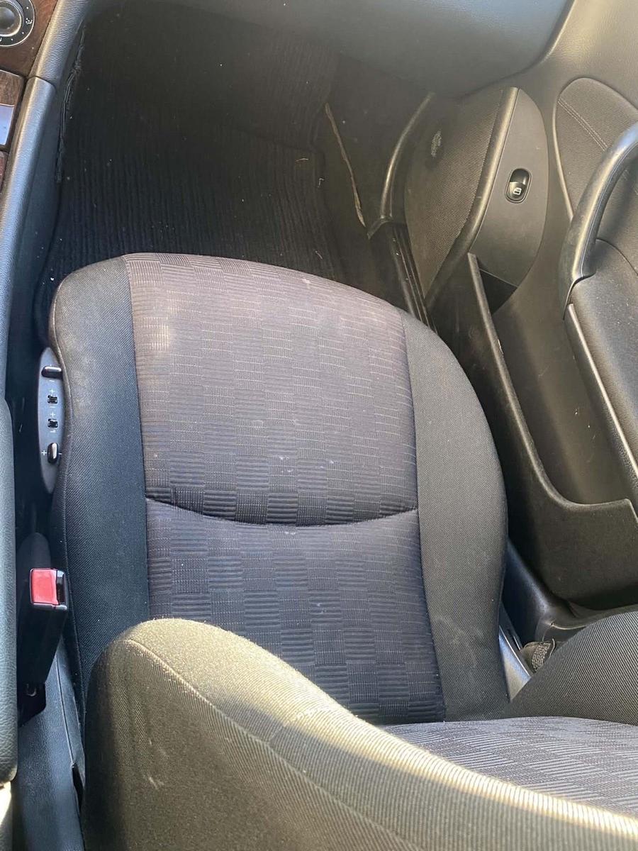 Mercedes-Benz C220 2006 — photo 10