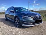 Skoda Superb 2.0 TDI SCR 147kW DSG 4x4 SCOUT COMBI... - Skoda Superb Gebrauchtwagen in Bremen