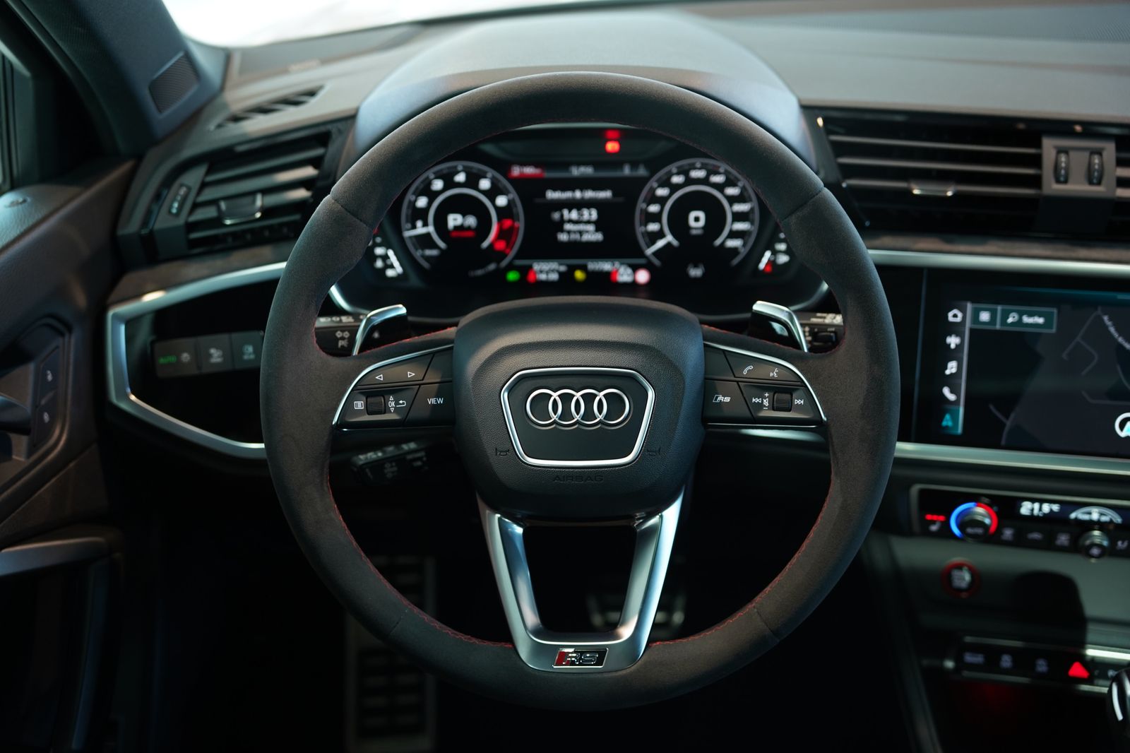 Audi Rsq3