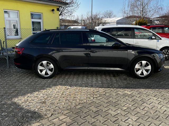 Skoda Superb Combi Sportline 4x4