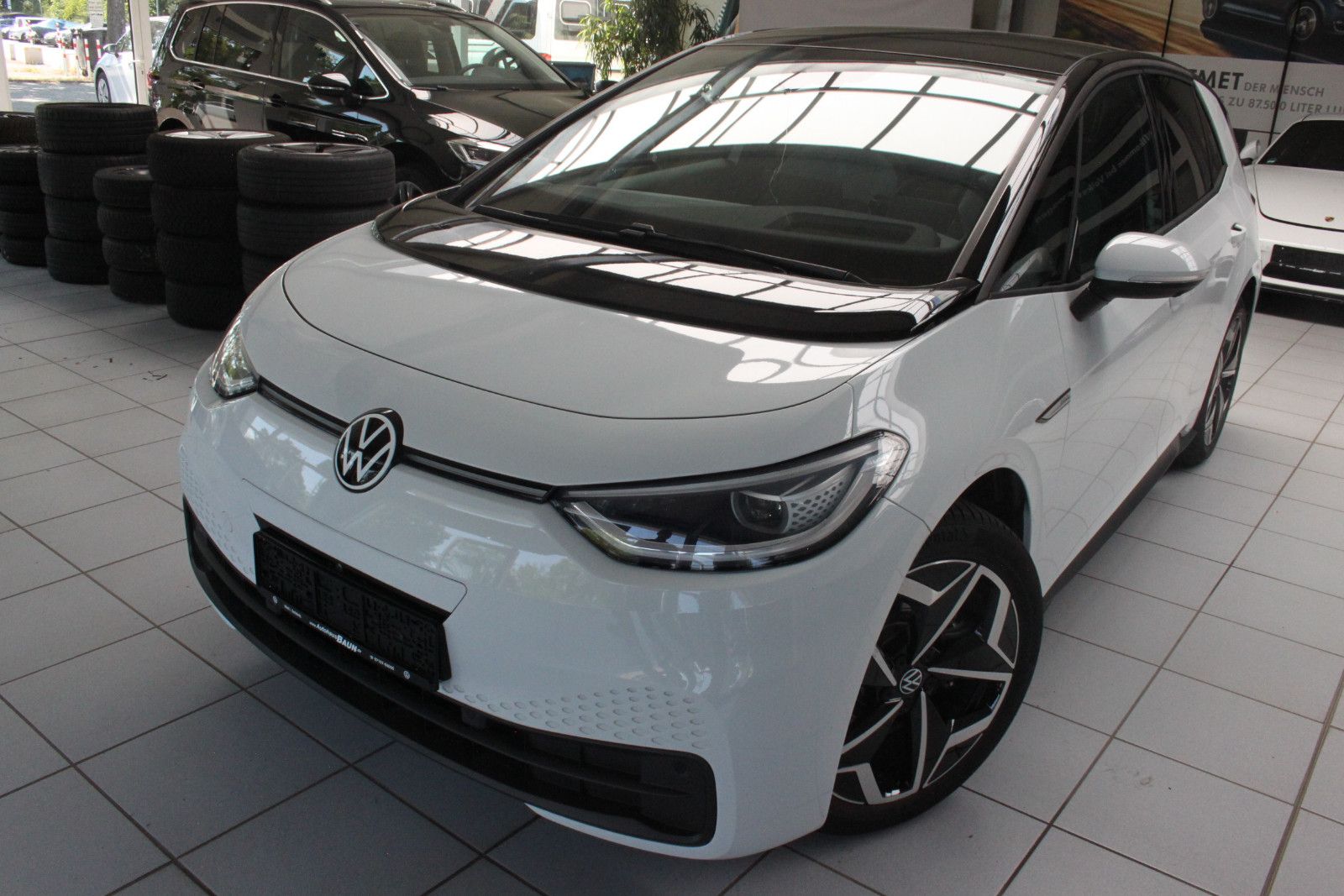 VW ID.3 PRO PERF/360°/DCC/ALU19"/HUD/ASSIST+/PANO
