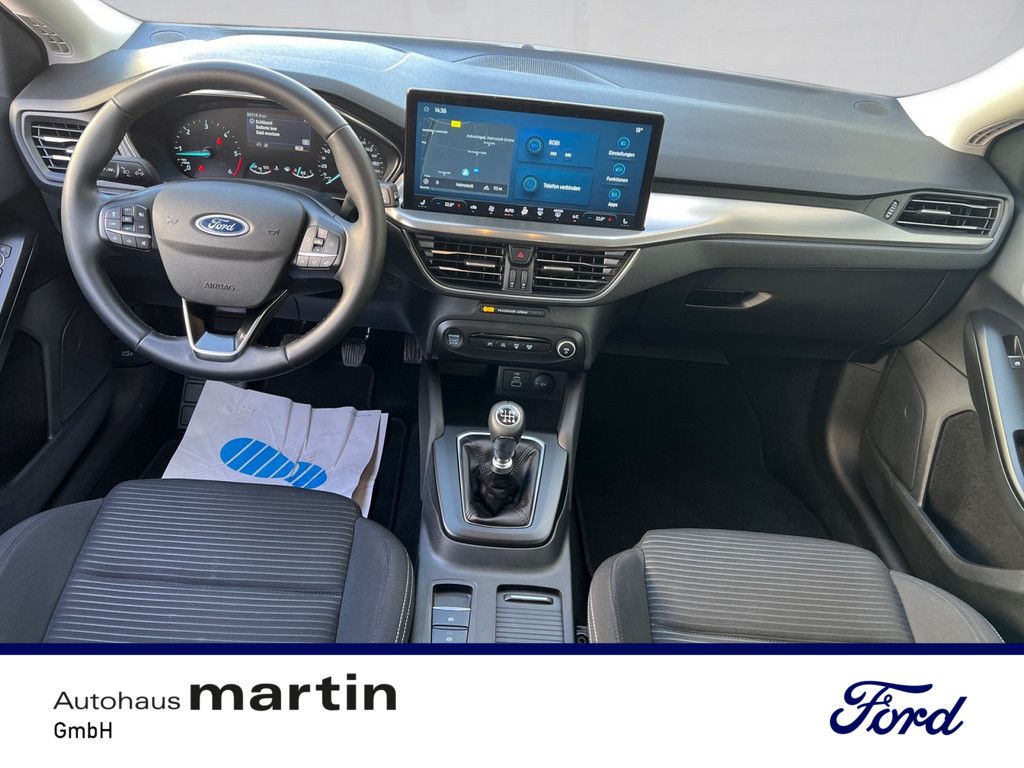 Fahrzeugabbildung Ford Focus 1.5 EcoBlue Titanium SHZ PDC NAVI LED ACC