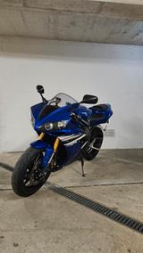 Yamaha R1 RN12 - Offers