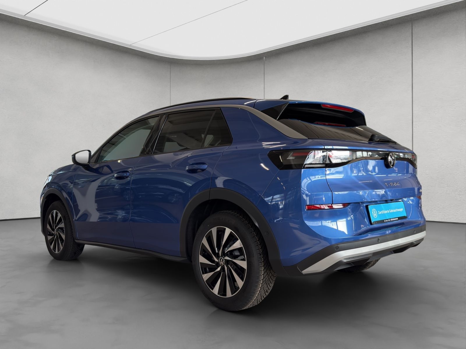 Volkswagen T-Roc Life 1.5 l eTSI Winterpaket PDC RFK LED NA foto 3