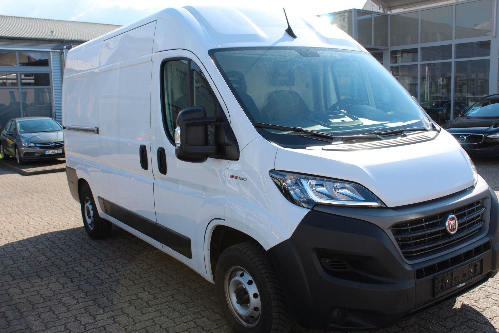 Fahrzeugabbildung Fiat Ducato Kasten 120MJT  L2H2  NAVI/AC/KAMERA/PDC