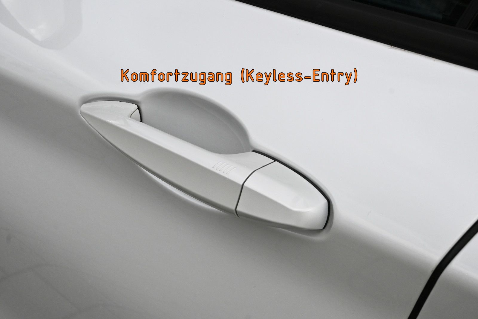 Fahrzeugabbildung BMW X1 xDr. 20d Sport Line °ACC°AHK°HEAD-UP°KAMERA°