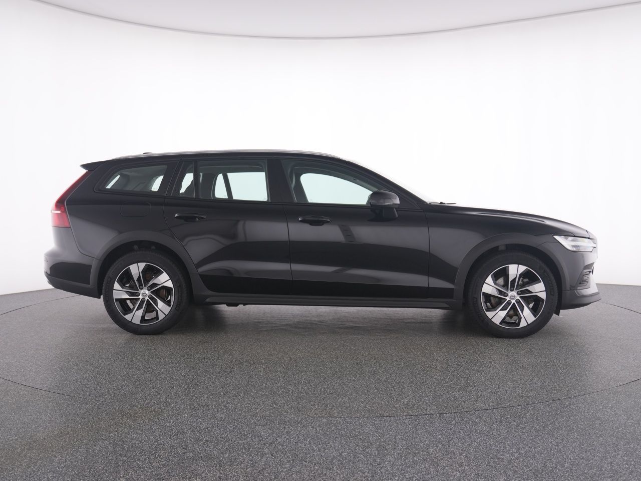 Volvo V60 Cross Country B4 AWD PLUS MET+WINTERPAK+ foto 12