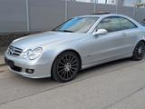 Mercedes-Benz CLK 280 ELEGANCE - Mercedes-Benz CLK 280: Coupe