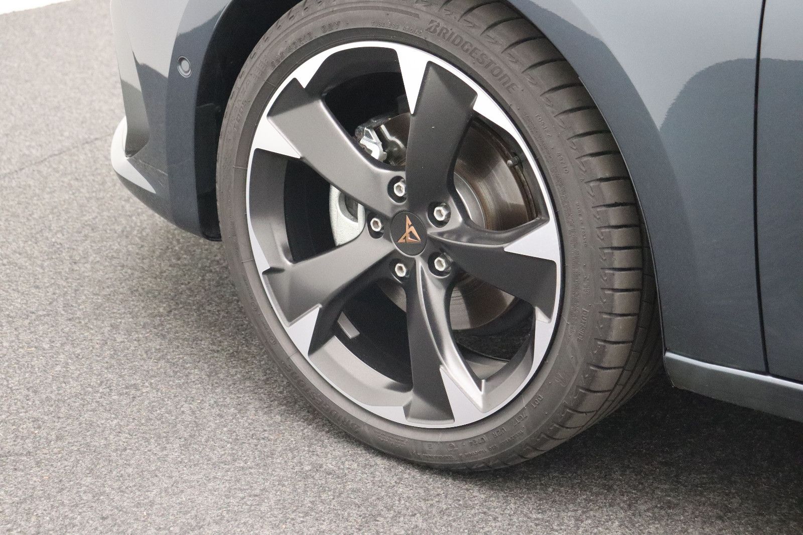 Fahrzeugabbildung CUPRA Leon ST 1.5 eTSI DSG LED Pano Beats