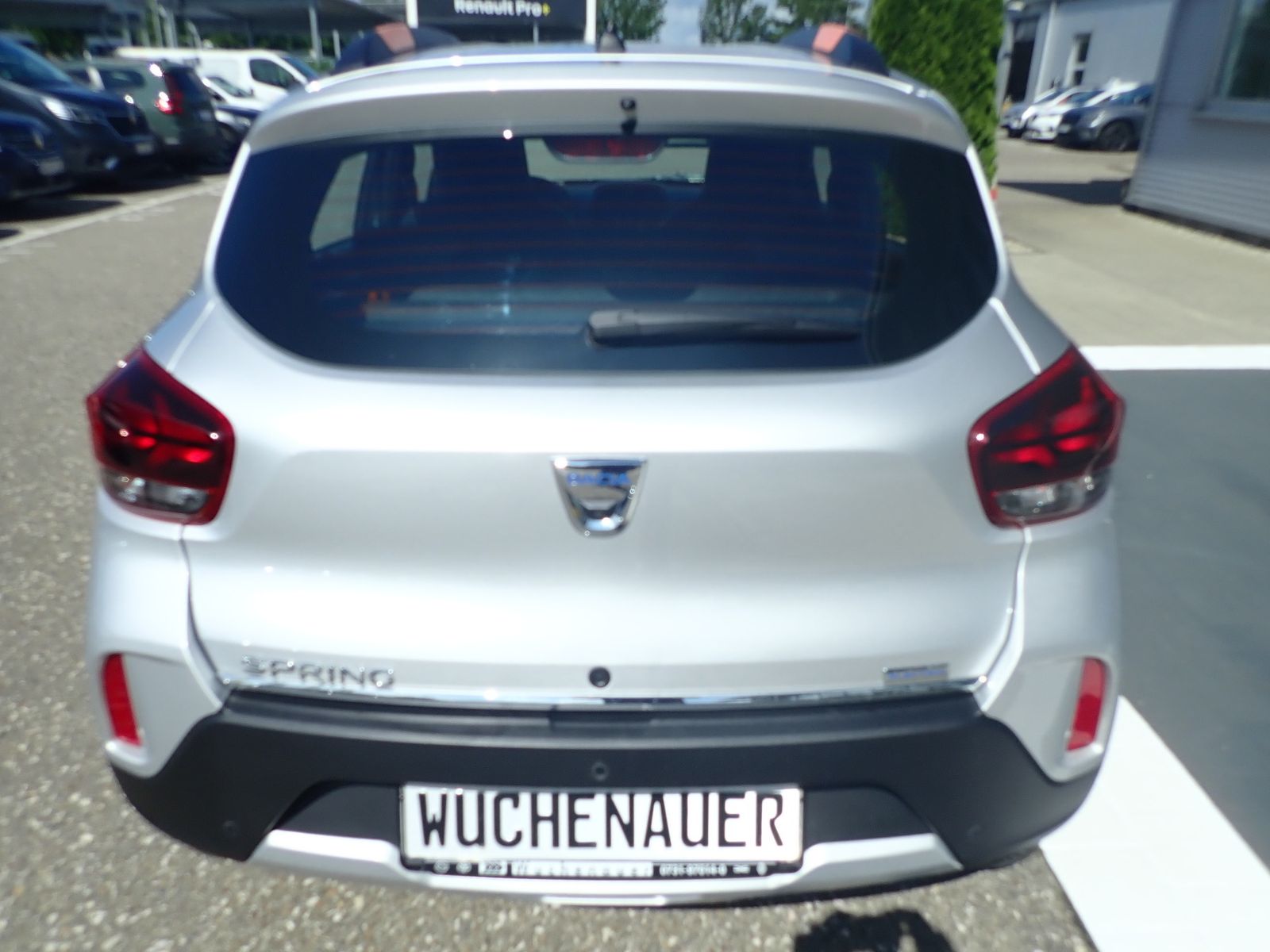 Fahrzeugabbildung Dacia Spring Electric 45 Comfort Plus mit CCS