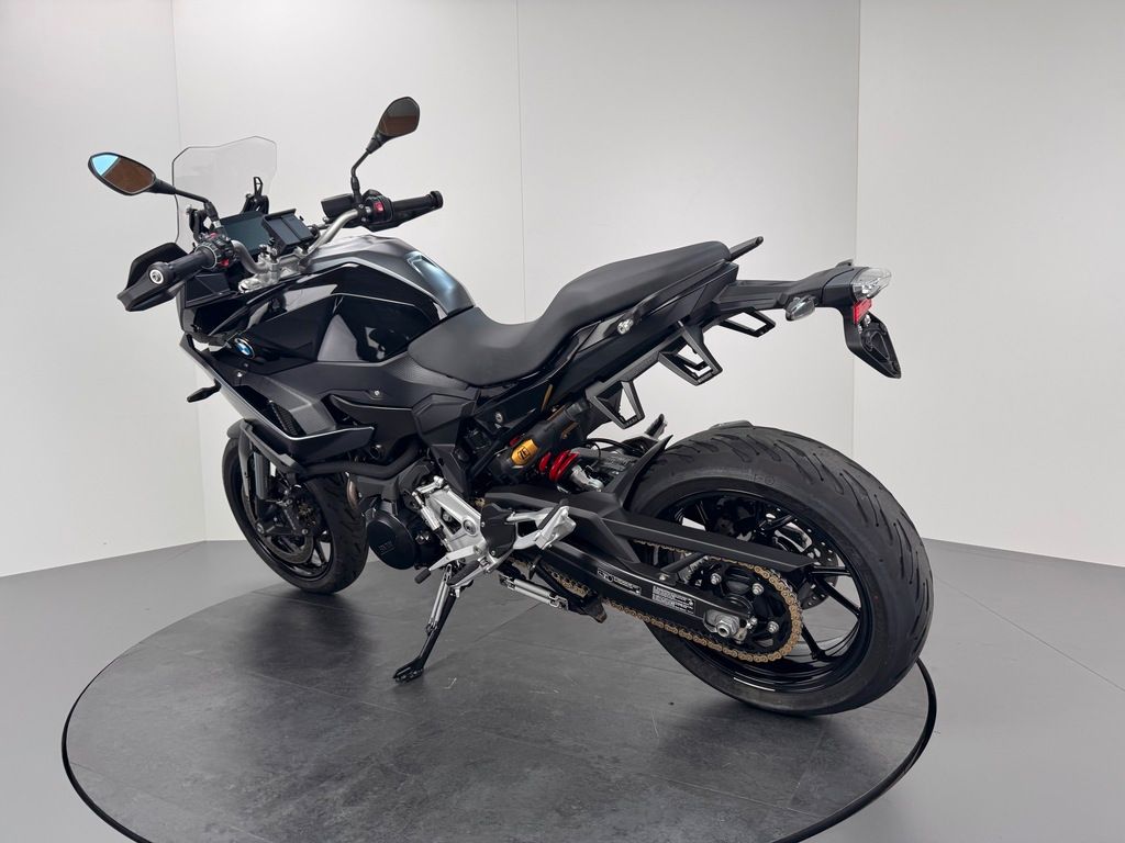 Fahrzeugabbildung BMW F900 XR *TRIPLE BLACK