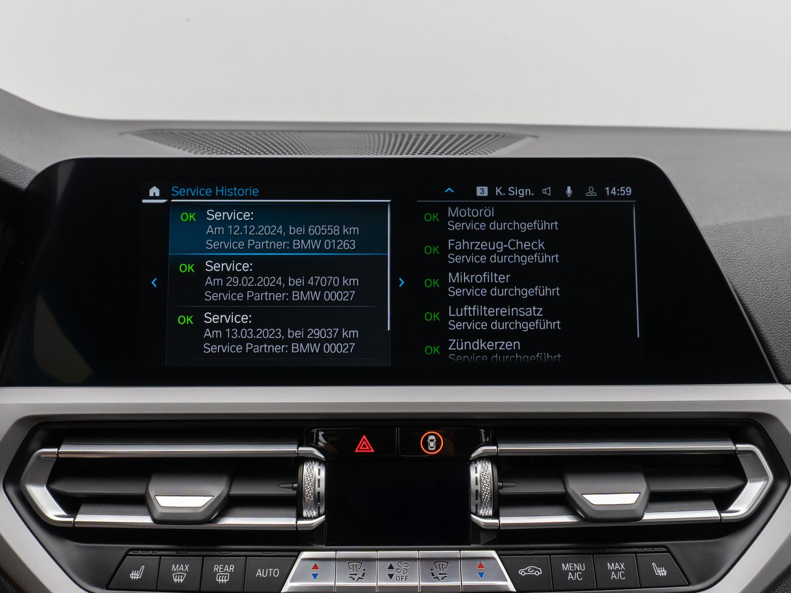 Fahrzeugabbildung BMW 330e Kamera DAB CockPitPr DrivAssis Alarm Sport