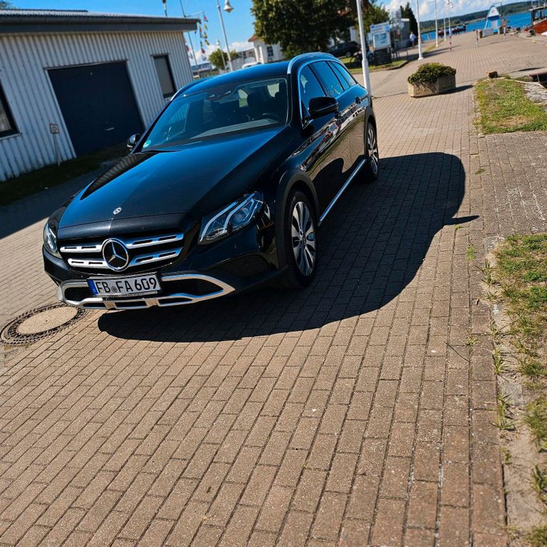 Image of Mercedes-Benz C 220