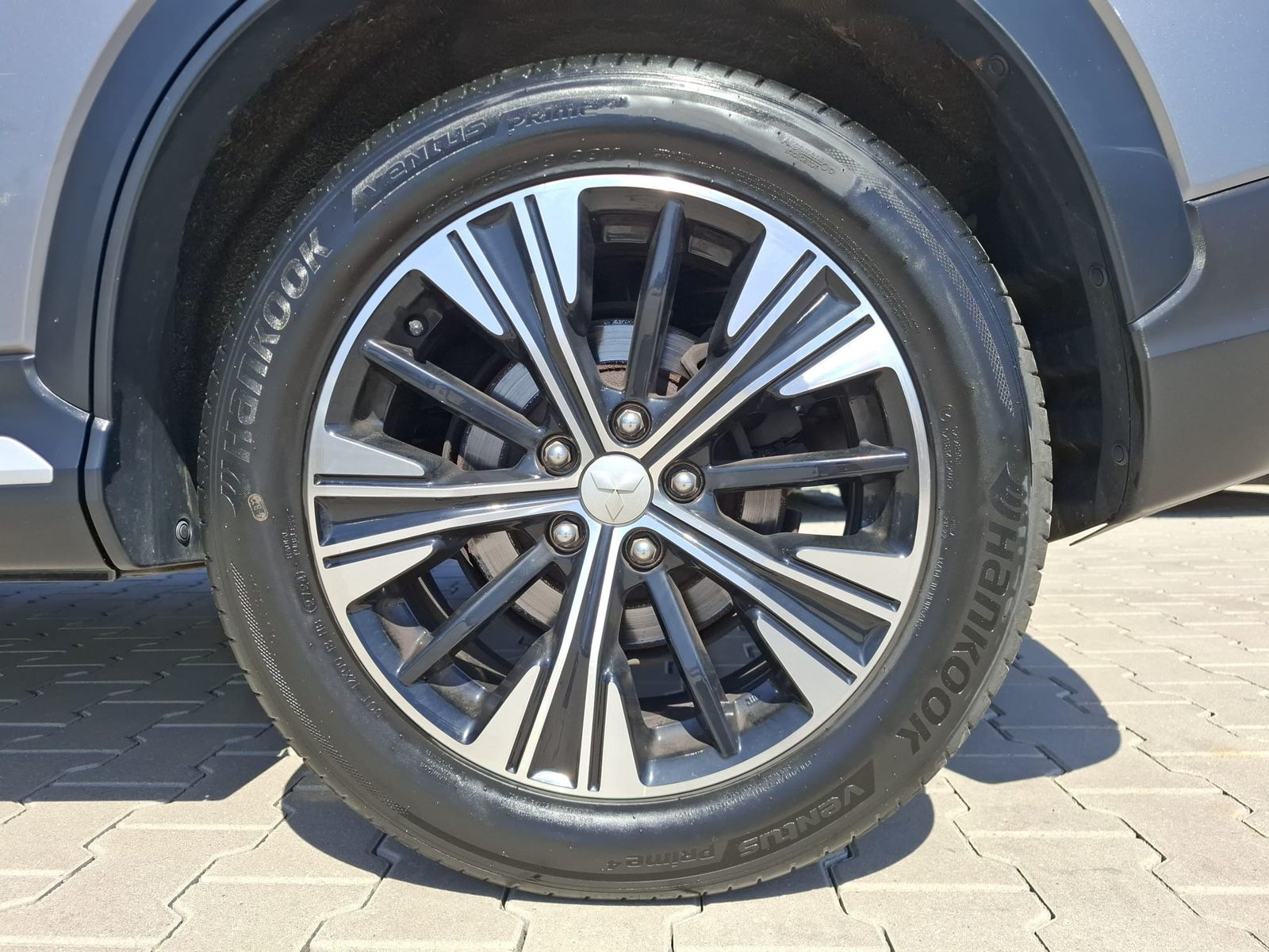 Fahrzeugabbildung Mitsubishi Eclipse Cross 1.5 Plus KAMERA*TEMP*KLIMA*SHZ*APP