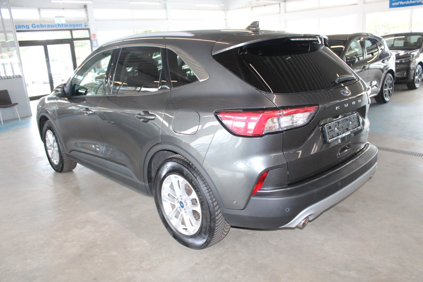 Fahrzeugabbildung Ford Kuga PHEV Titanium X AHK LED HUD 2xCam WinterP.