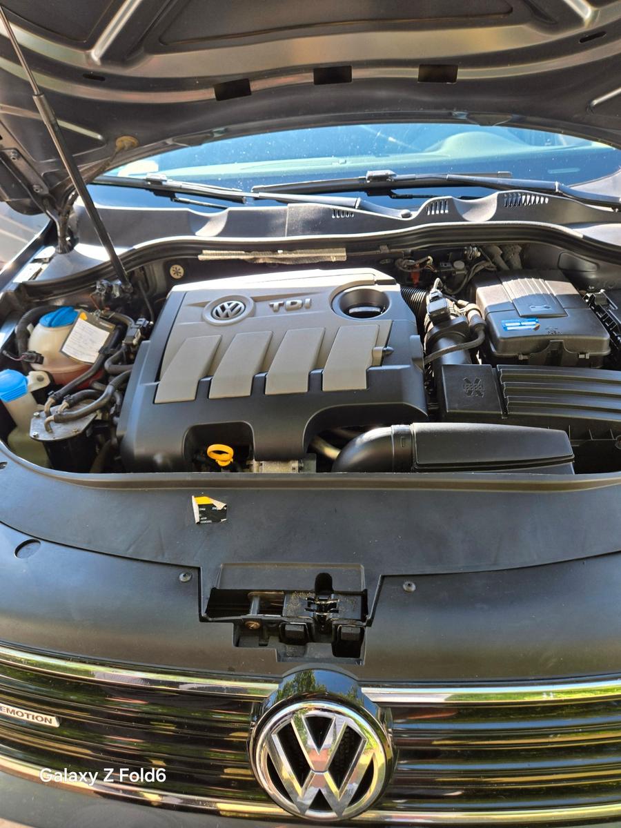 Volkswagen Passat 2014 — engine 1.968 cm³, 140 HP (103kW)