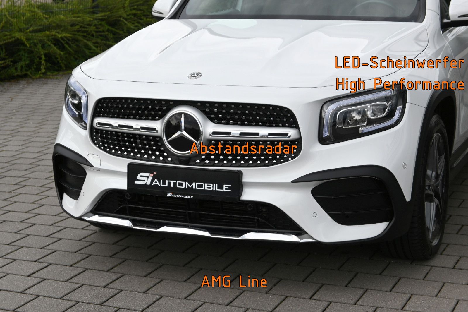 Fahrzeugabbildung Mercedes-Benz GLB 200 d 4Mat. AMG LINE °ACC°AHK°STANDHEIZ°PANO