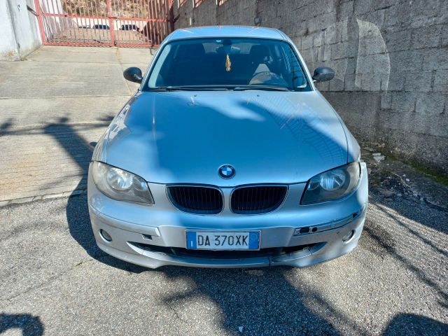 BMW Bmw 118 118d cat 5 porte Attiva