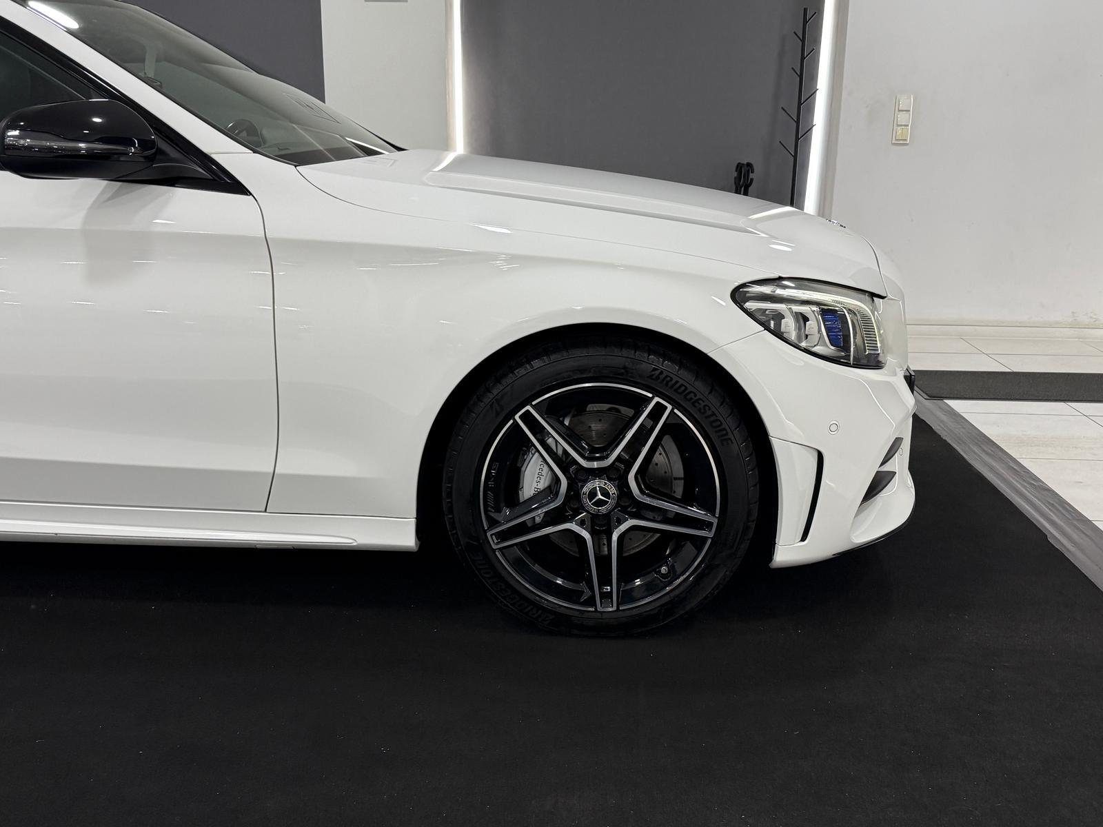 Mercedes-Benz C 180 CGI T 9G AMG-LINE*PANO*LED*KAMERA*NIGHT*