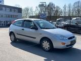 Ford Focus 1.6 Ambiente Automatik.Tüv Neu - gebrauchte Ford Focus aus dem Jahr 1999