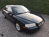 Volvo S80 2.4D / Diesel / 2004 / Automatic / 174,000km - blaue Volvo S80