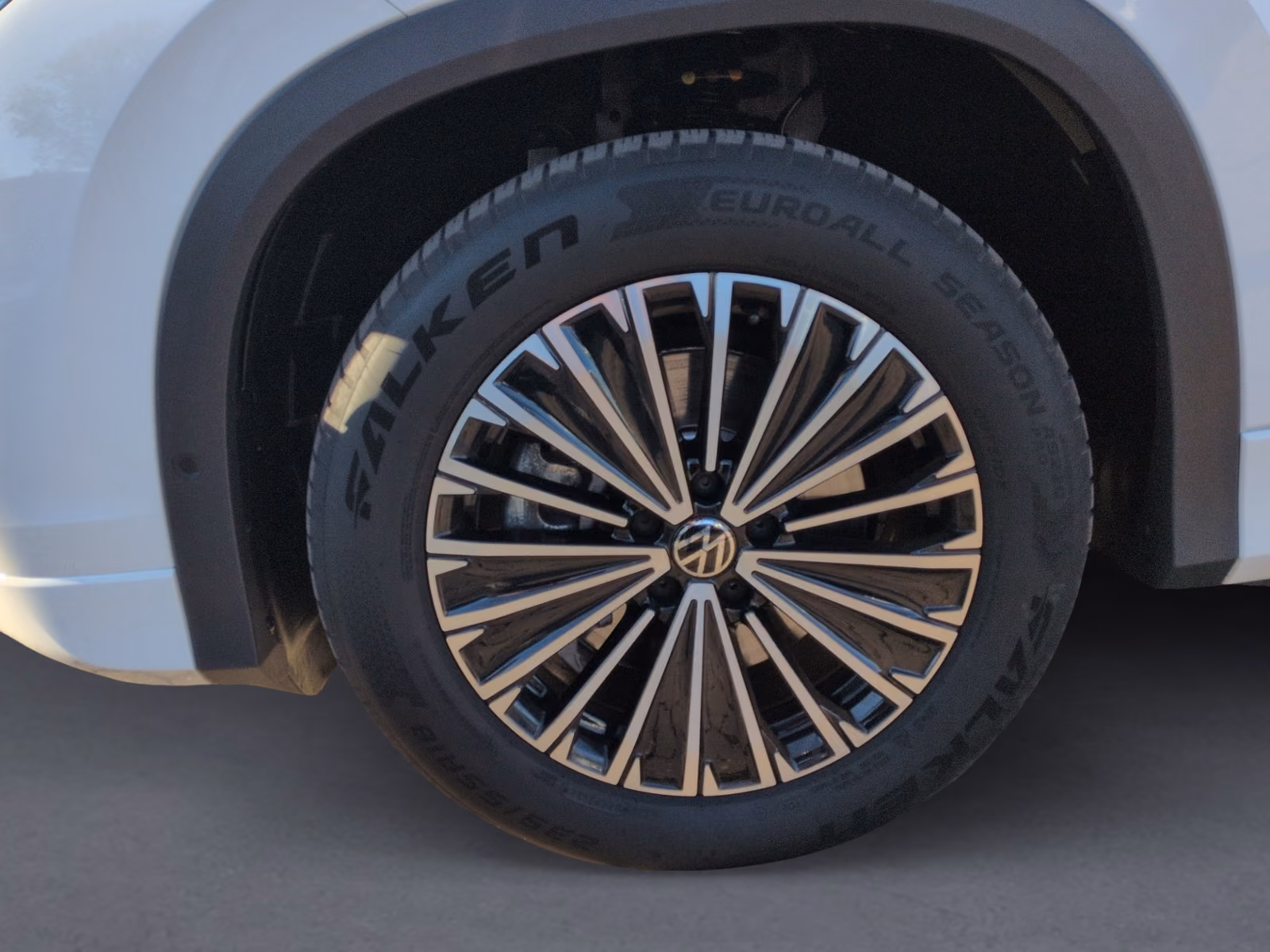 Volkswagen Tayron 1.5 eTSI eHybrid DSG Life KAMERA+AHK+