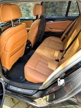 BMW 540i xDrive Touring  - BMW 540 in Duisburg