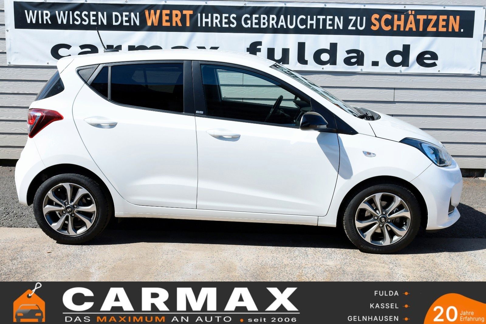 Fahrzeugabbildung Hyundai i10 YES! Plus,Autom.,Navi,SH, PDC, 8fach bereift