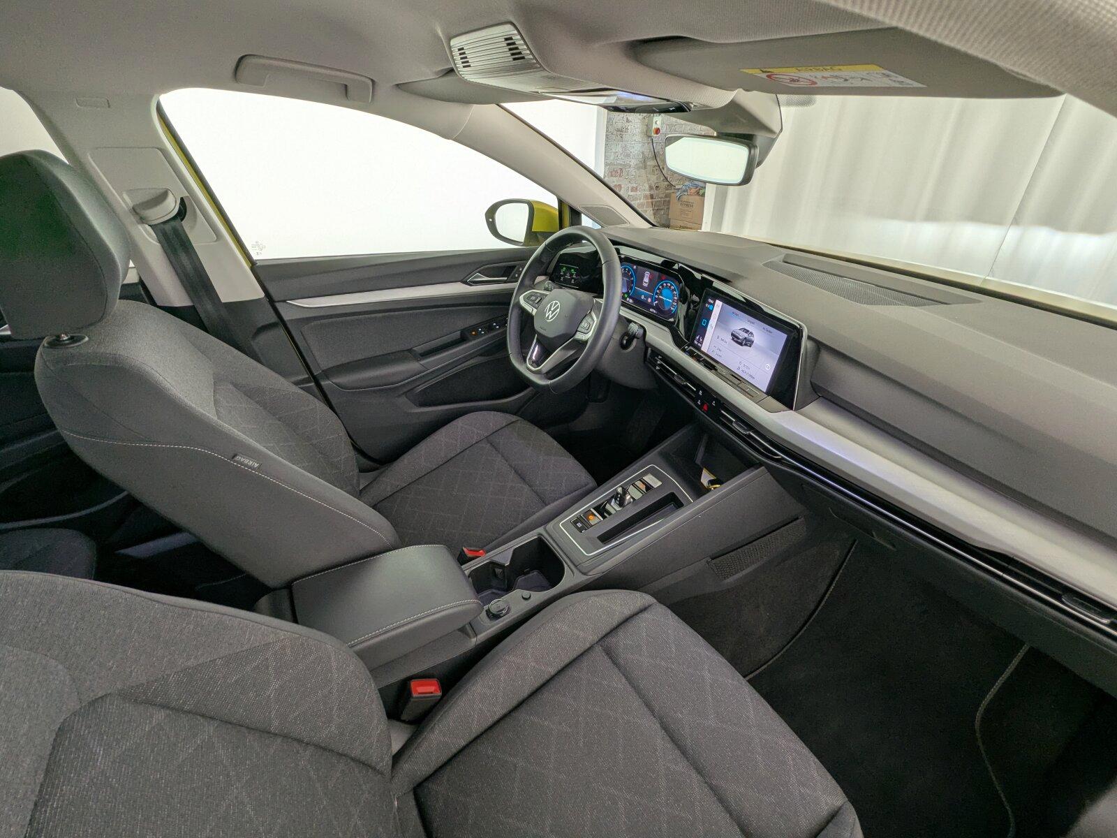 Volkswagen Golf VIII 1.5 eTSI Life OPF LED+NAVI+ACC+AHK+RFK, миниатюра 9