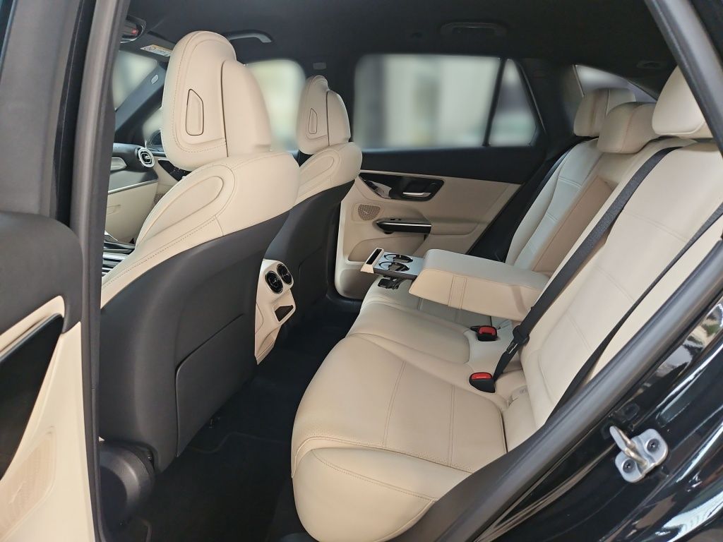 Fahrzeugabbildung Mercedes-Benz GLC 200 4M Avantg. Totwi. AHK LED 360° Memory