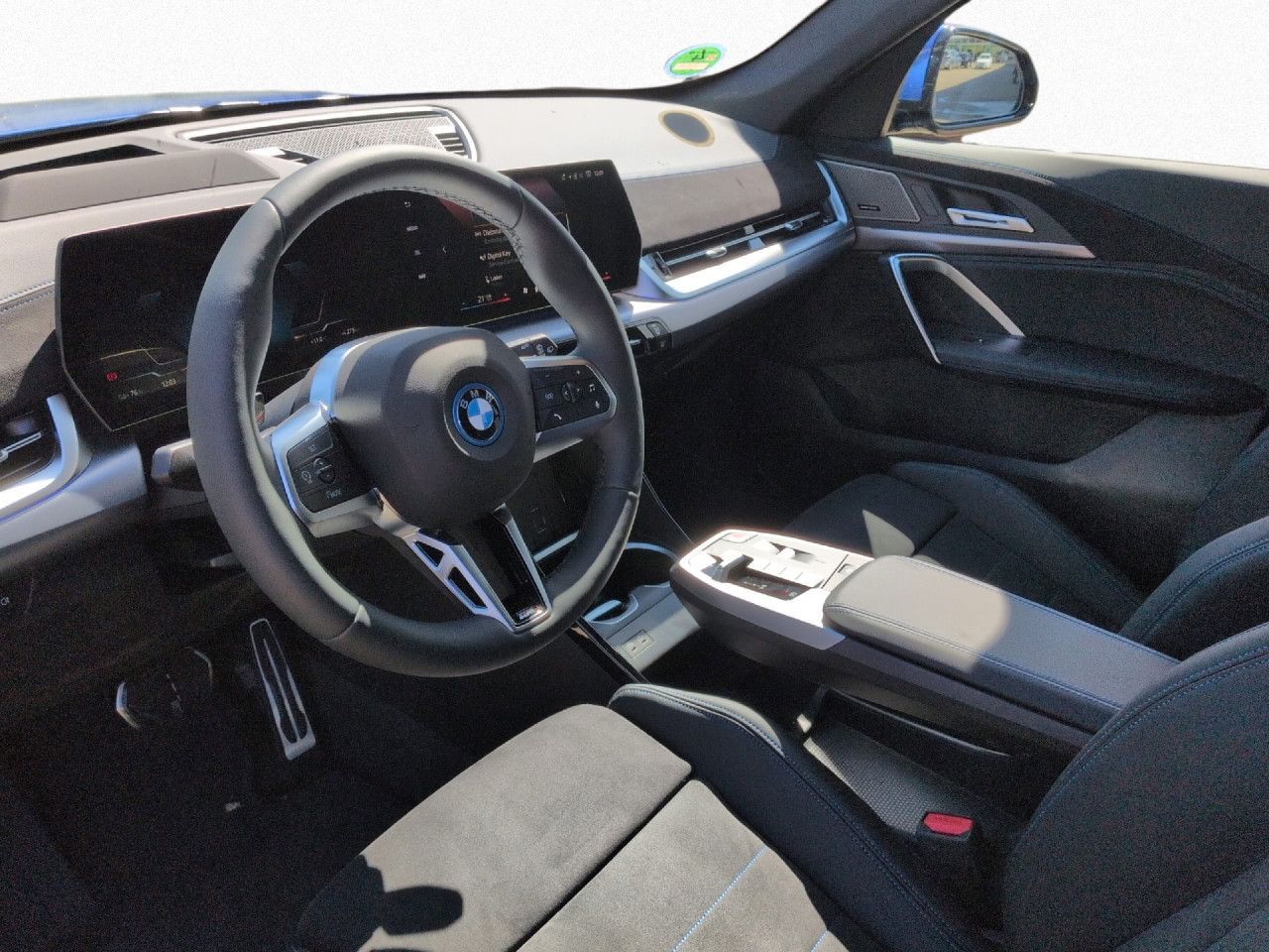 BMW iX1 - Bild 15