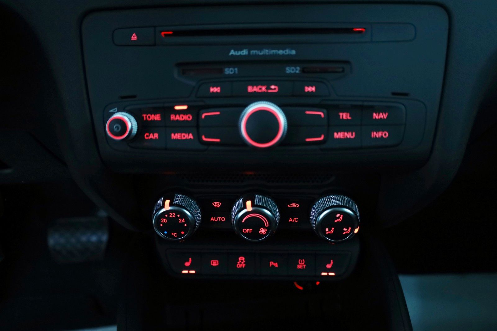 Fahrzeugabbildung Audi A1 Ambition,S-Tronic, T.Leder, Navi, Xenon, +WR