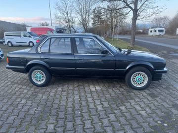 BMW 318 - 4