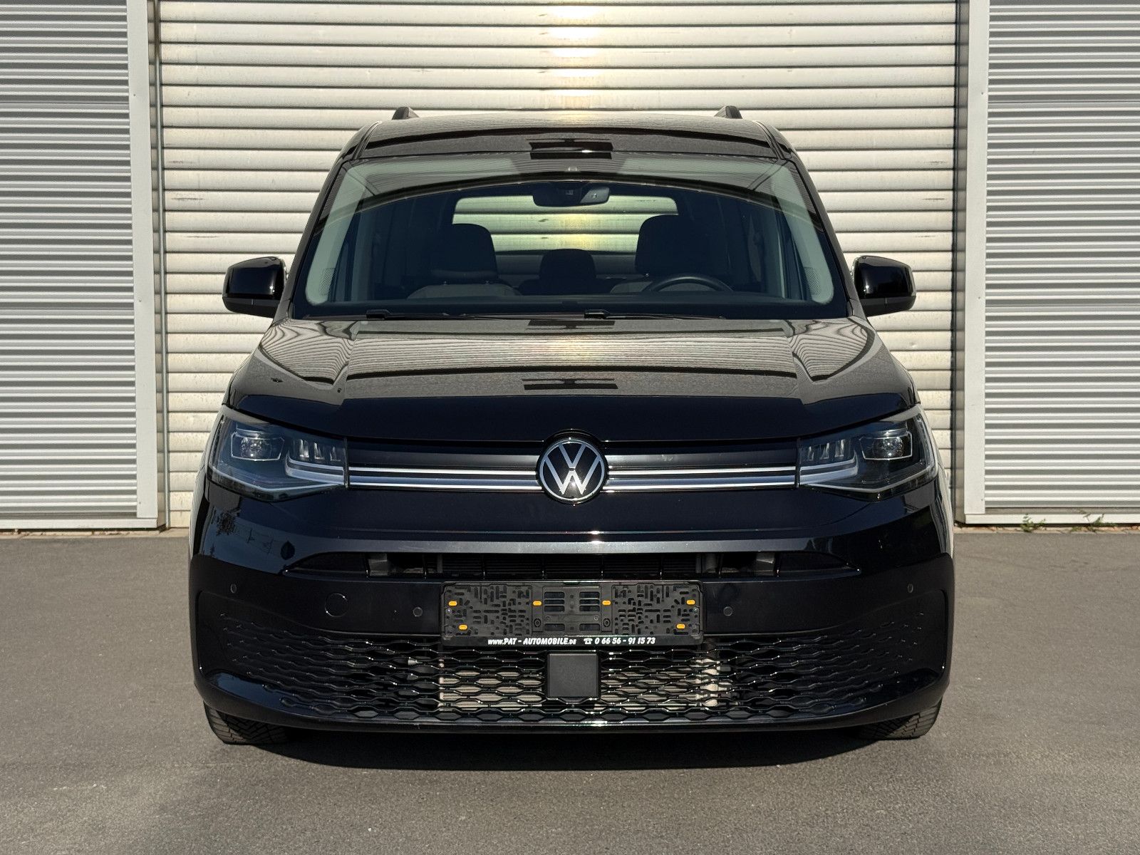Fahrzeugabbildung Volkswagen Caddy Life ACC AHK Blis Navi LED Kamera SHZ