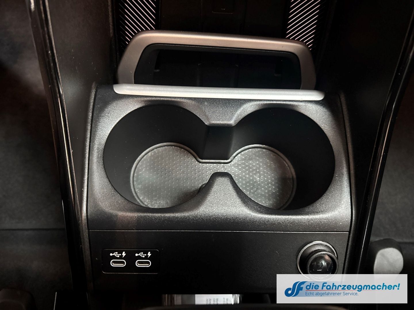 Fahrzeugabbildung BMW X1 xDrive 20 d Park-Assistent Navi Digitales Coc