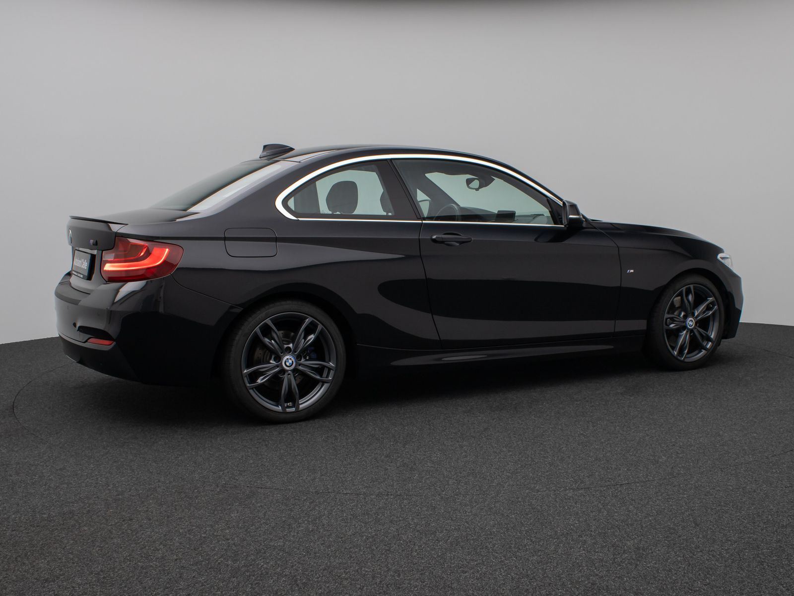 Fahrzeugabbildung BMW 228i Coupé M Sport NaviPro DAB HiFi Xenon PDC