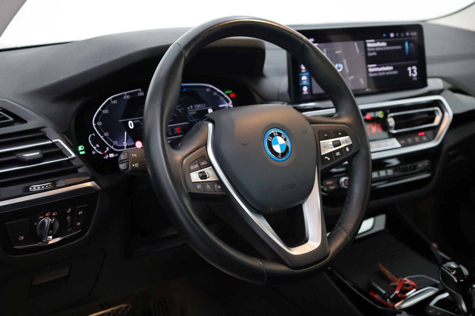 Fahrzeugabbildung BMW X3 xDrive 30e,Leder,Navi,LED,SH,360Kamera,AHK