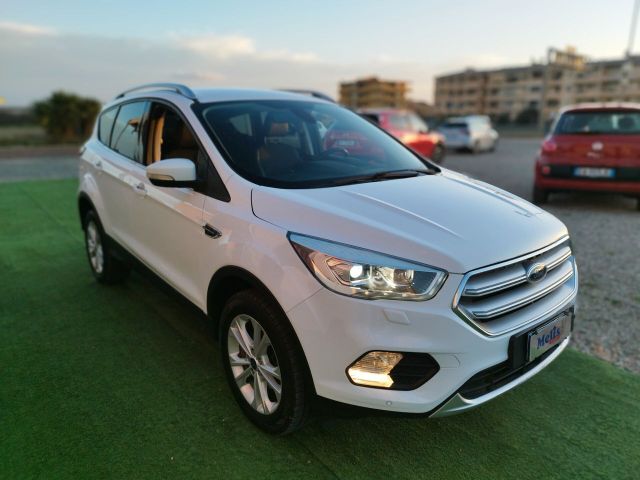 Ford Kuga 1.5 TDCI 120 CV S&S 2WD Titanium