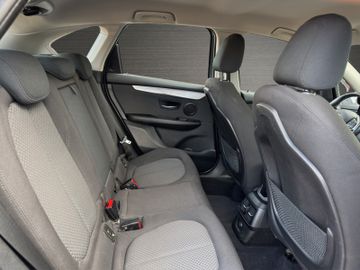 BMW 218 Active Tourer - 12