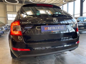Skoda Octavia Combi Joy *1.HAND*PANO*ACC*NAVI*PDC*