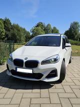 BMW 220d Gran Tourer xDrive M-Sport Steptronic Pano - BMW 220 Gran Tourer aus 2021