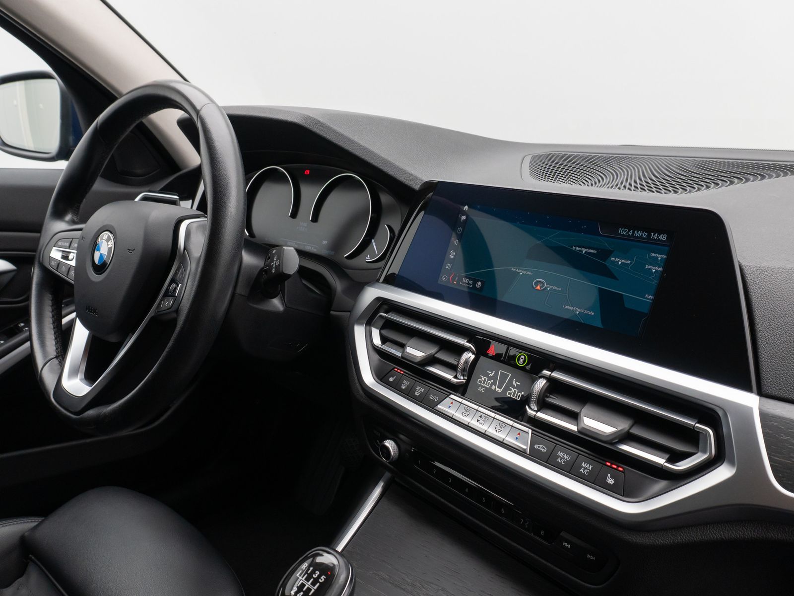 Fahrzeugabbildung BMW 320d Kamera HiFi CockPit+ Sport Geschwindigkeit