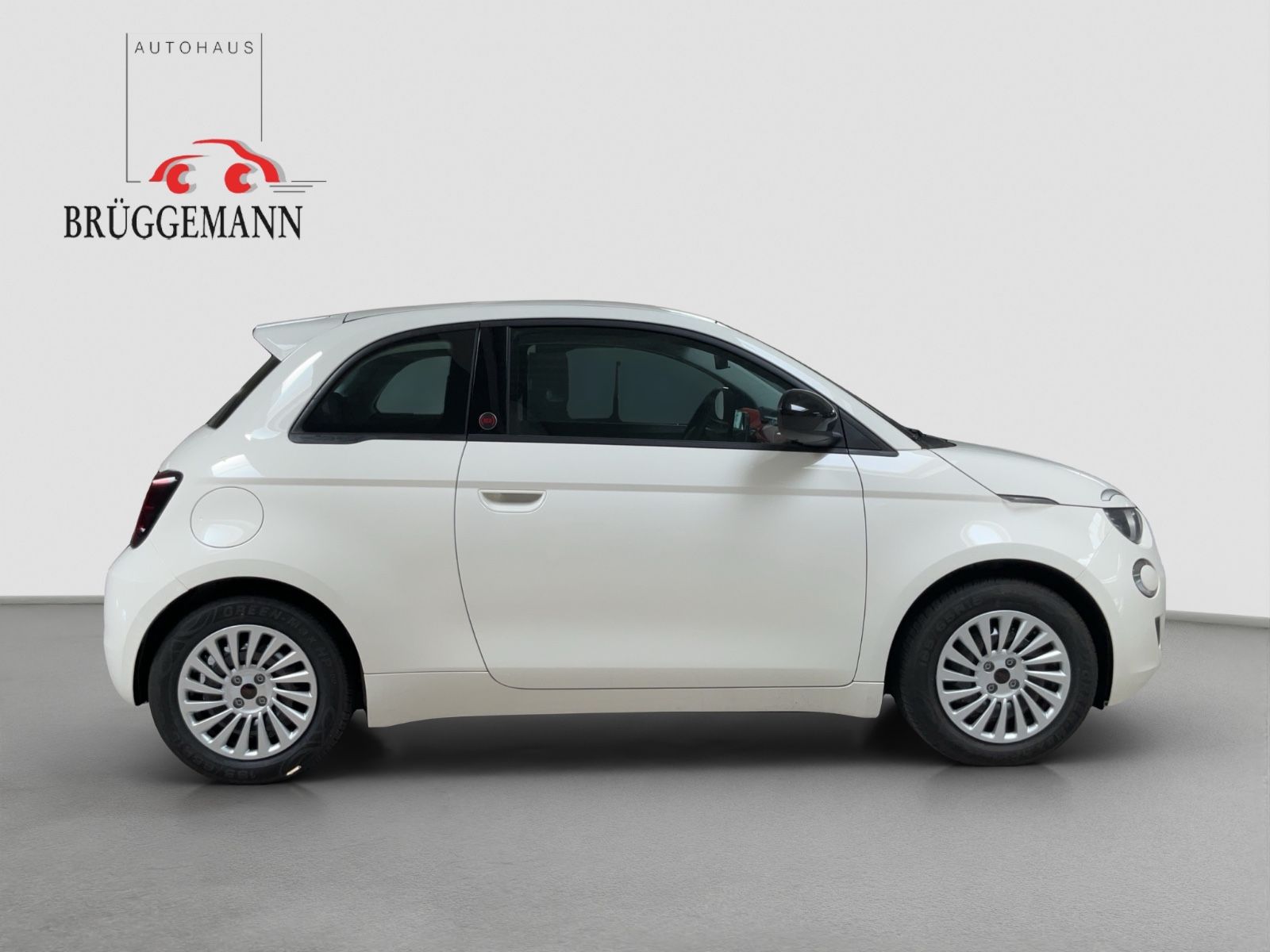 Fahrzeugabbildung Fiat 500e