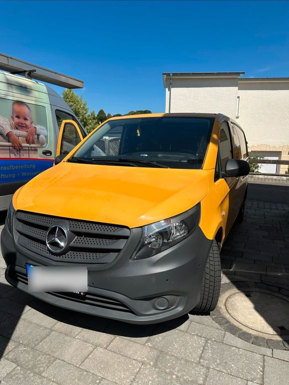 Image of Mercedes-Benz Vito