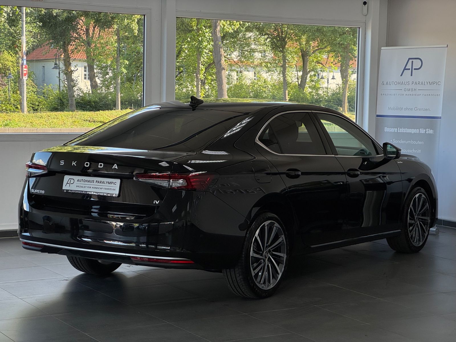 Skoda Superb Lim. 1.5 TSI iV 150 kW L&K *DCC*CANTON foto 5