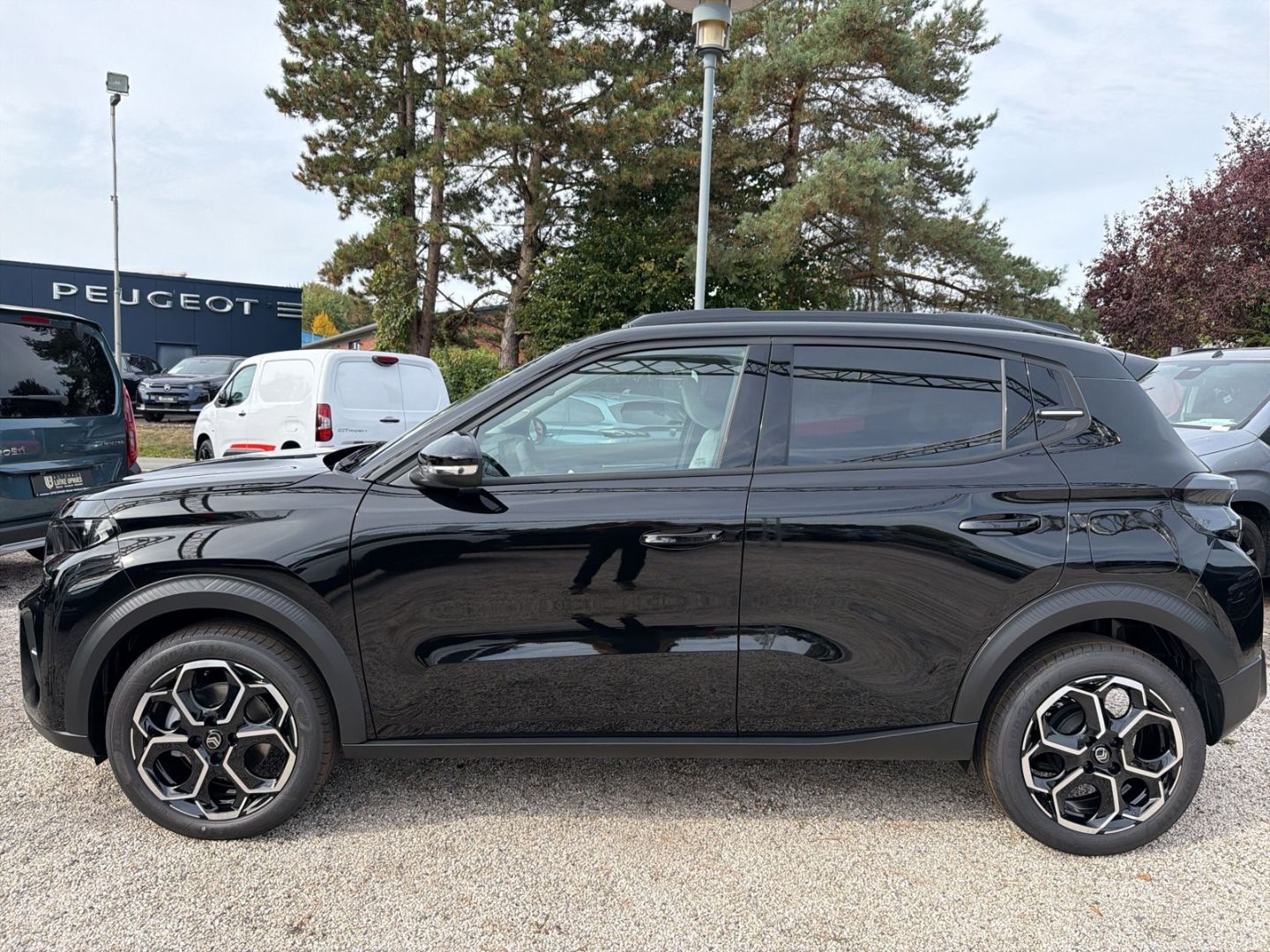 Citroën C3 MAX Turbo 100 HUD Navi Soundsystem LED CarPla imagem 2