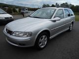 Opel Vectra Caravan 1.8 16V Edition 100 - Opel Vectra aus 1999: Kombi