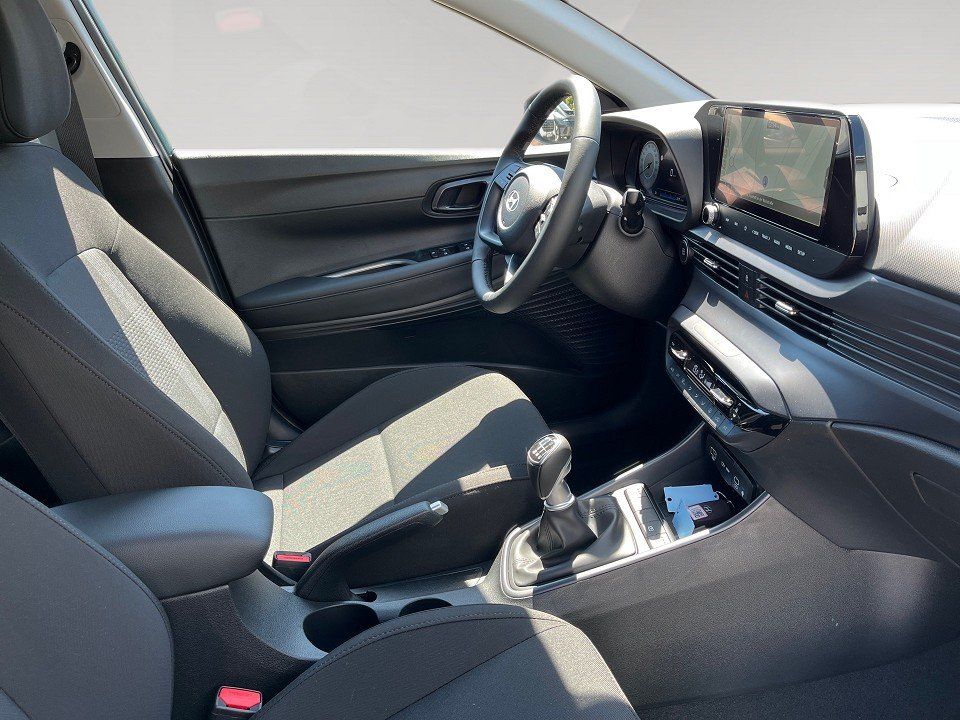 Fahrzeugabbildung Hyundai i20 1.0T 100PS Trend Licht Komfort BOSE