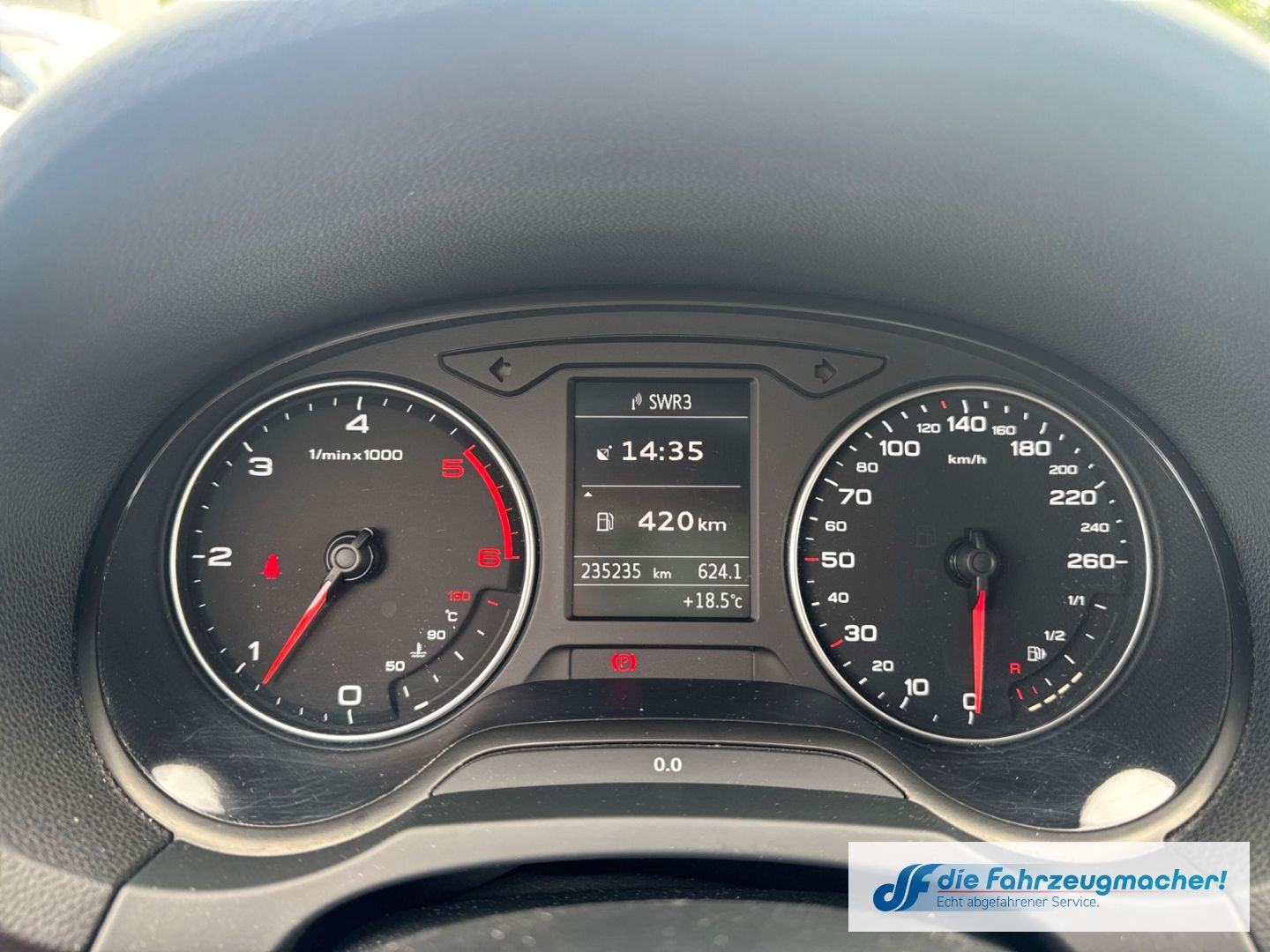 Fahrzeugabbildung Audi A3 Attraction Bi-Xenon 2-Zonen-Klimaautom *EXPOR