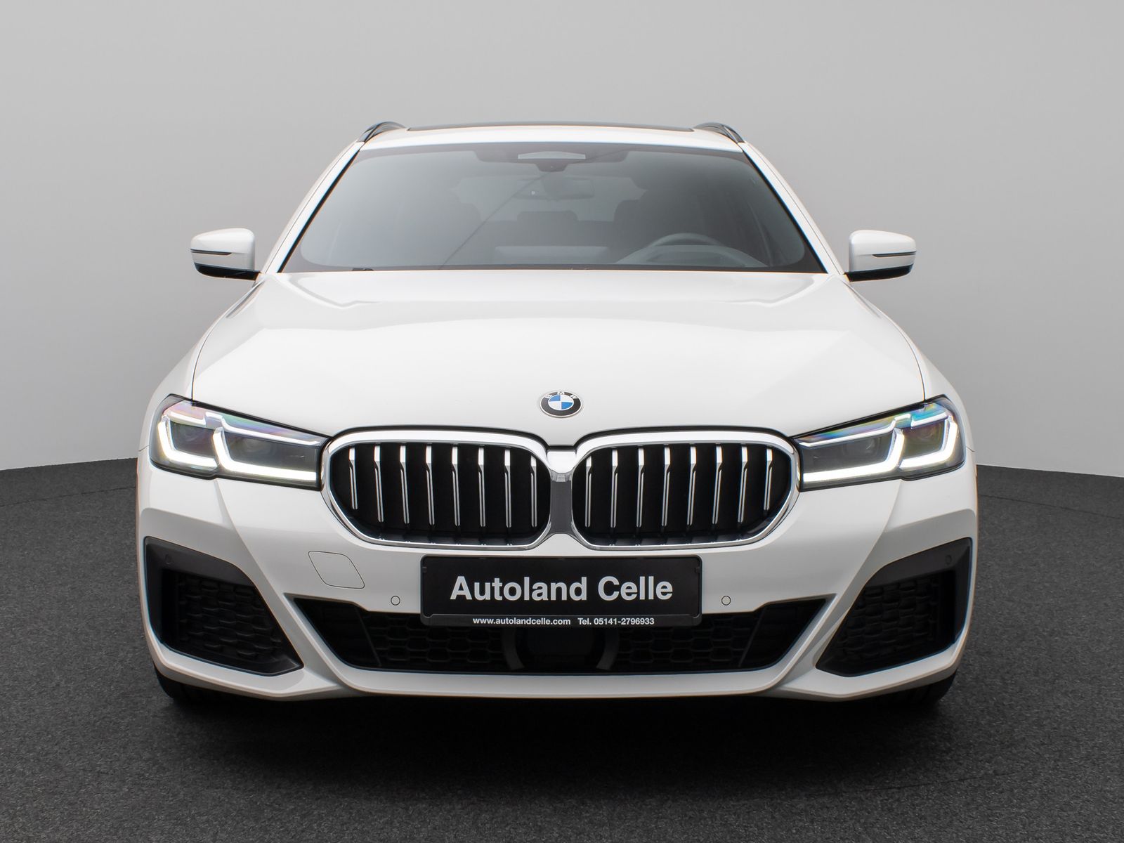 Fahrzeugabbildung BMW 540d xD M Sport Panoram Kamera Laser HUD H/K 19"